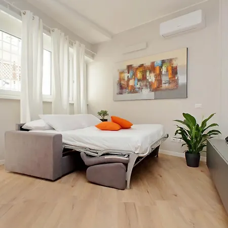 Boutique Con Ampia Terrazza - Citta Del Vaticano