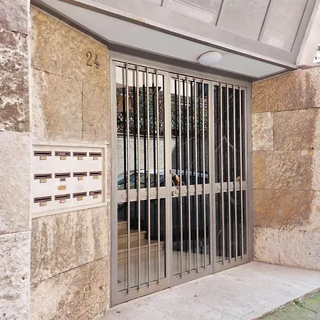 Boutique Con Ampia Terrazza - Citta Del Vaticano روما